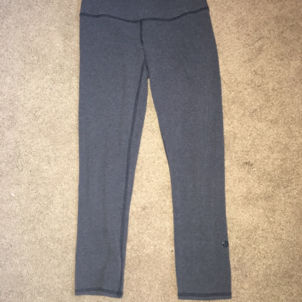 Lulu lemon grey leggings size 4